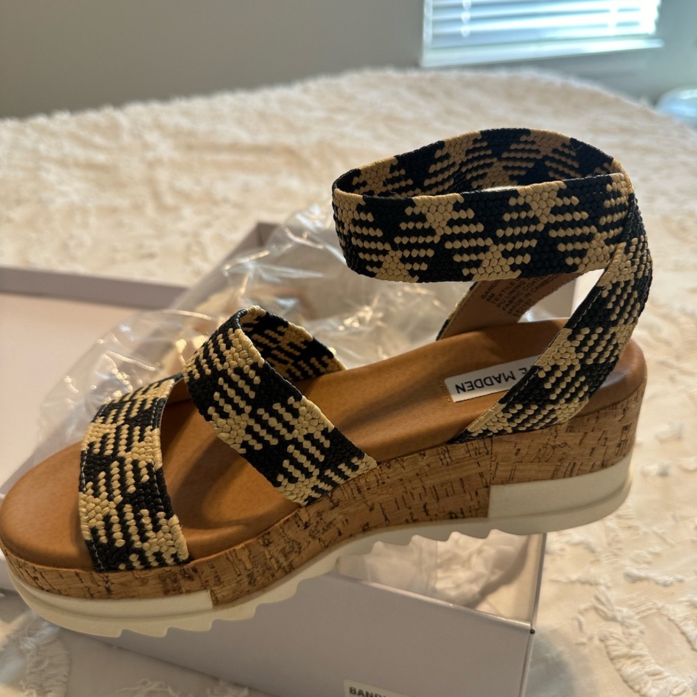 Steve Madden Bandi Black Multi Platform Sandal